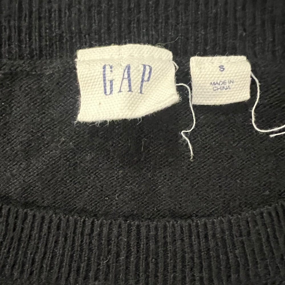 Black Long Sleeve Cold Shoulder Sweater - Picture 3 of 3